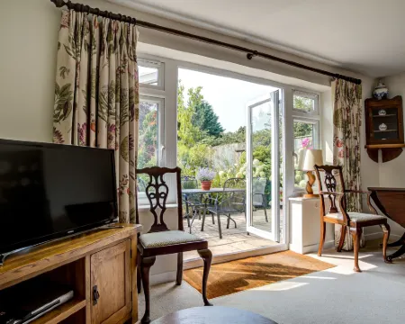 London Road Guest Accommodation Hotels in Chippenham