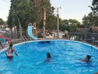 Calm Waters Resort Hotels in Indian Point