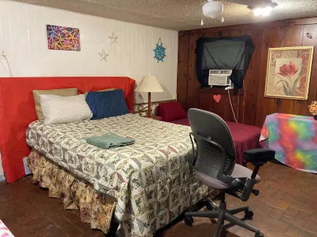 Vacation HomeStay Rental Rooms
