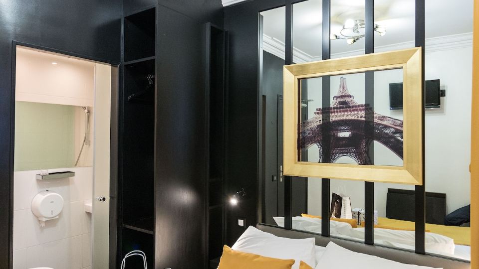 Pratic Hotel