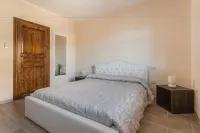 AnaeleHouseapartments Ltb