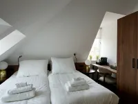 Zen Kitchen & Boutique Hotel Hotels near Brouws Museum