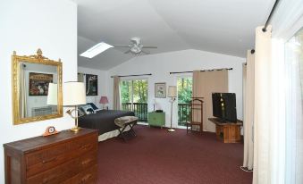 River Time Cabin -Time Floats Away!