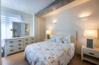 La Casa Amarilla Apartments - Jacuzzi