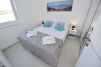 Funtastic C Apartment with Pool and Terrace - balcón