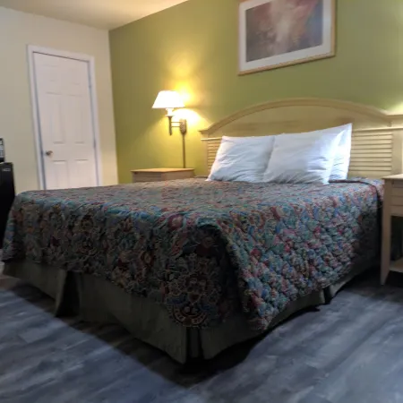 Travelers Inn - Clearwater