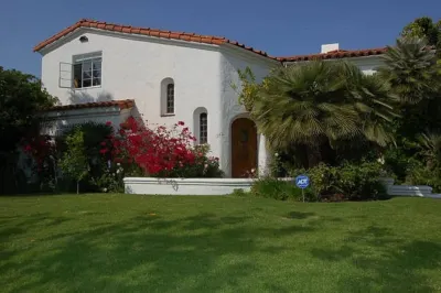 Beverly Hills Celebrity Home Hotels in 