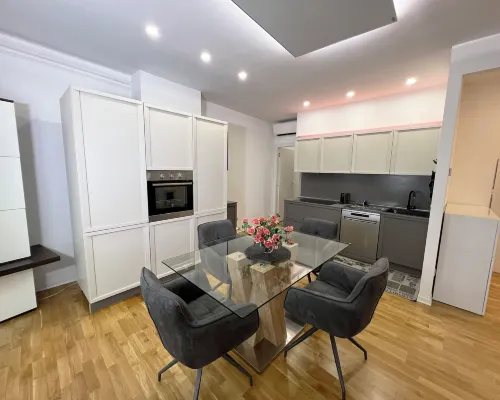 Trieste 411 - Rooms & Apartments Hotels near ميناء تريست