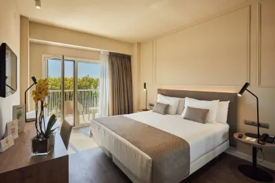 Hotel Silken Turcosa Отели в г. 
