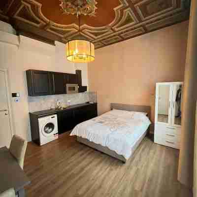 Rotterdam Inn Rooms