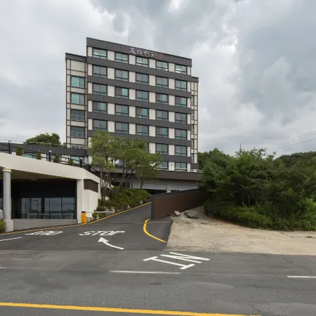 Tomonoya Hotel & Ryokan Daecheon