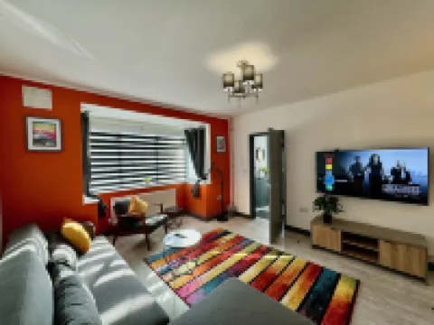 Sandringham House - Great for Contractors or Family Holidays