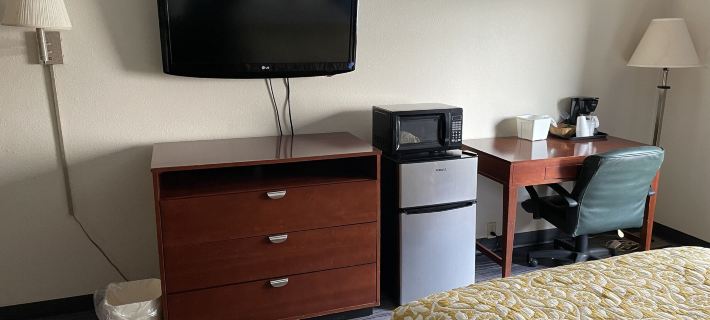 Royal Inn & Suites Hotels in Summit County