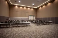 Paseo la Galería Hotel & Suites Các khách sạn ở Capiata