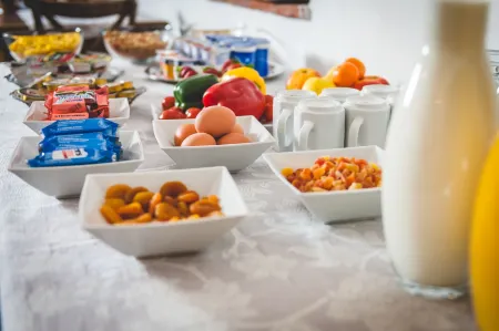 Hotel u České Koruny Отели рядом с достопримечательностью «ATC Caravan»