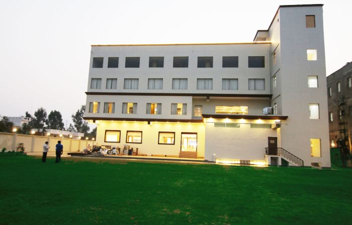 Hotel Trinetar Gardens