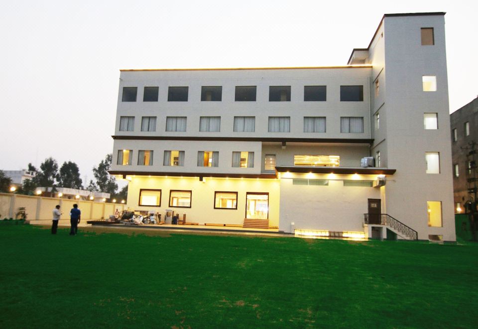 hotel overview picture