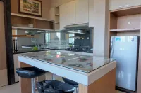 Spacious and Combine 3Br At The Edge Bandung Apartment