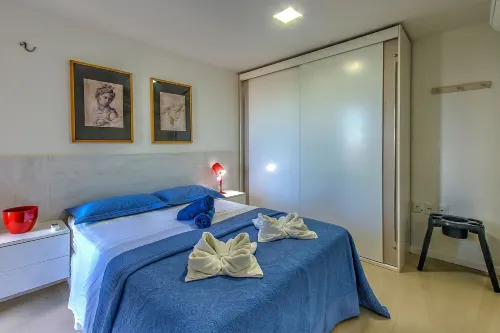 Breezes #404 - Apto. Com Jacuzzi by Carpediem - 4-Star