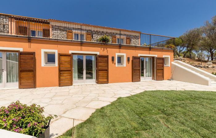 Tenuta Petra Bianca