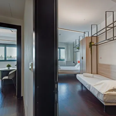 แคมพลัส เปียตราลาตา - คาซา เปร์ เฟรีเอ โรงแรมใกล้ถนน Via Nomentana