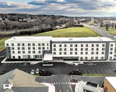 コートヤード・サジントン サウシングトンのホテル