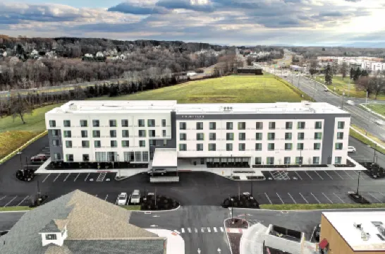 Courtyard Southington Hotel di 