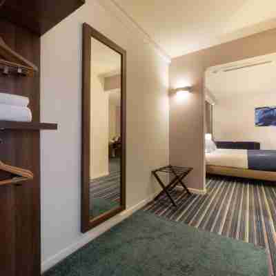 Holiday Inn Express Amiens Rooms