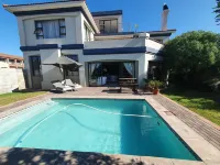 Alabaster Luxe Villa - Ocean View