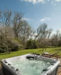 Jardin des Sens, la Rente d'Eguilly Hotels in Sainte-Sabine