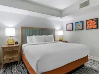 Bluegreen Vacations Hammocks at Marathon, Ascend Collection Resort Hotels in Marathon
