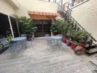 Ratnawali – A Vegetarian Heritage Hotel Hotels in M.I. Road