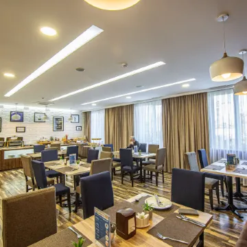 Rayan Hotel Osh (Раян Отель)