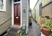 รอยัล บาร์แรคส์ เกสต์เฮาส์