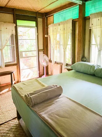 รูปภาพของคนกับดินโฮมสเตย์