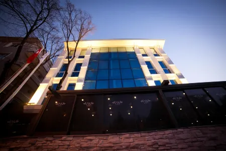Ankacity Suit Flat
