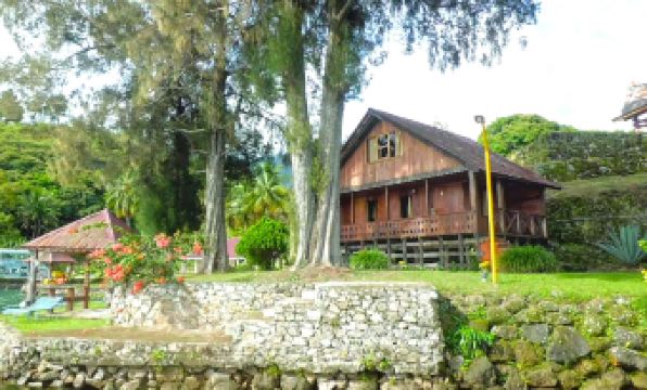 Tuk Tuk Timbul Bungalows - Housity