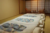 Miyajima Seaside Hotel فنادق في هاتسوکايتشي