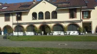 Central Park Hotels in Binasco