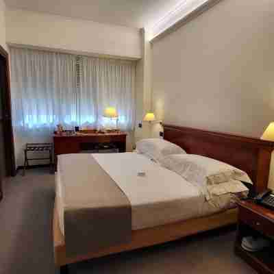 Hotel Plaza Rooms