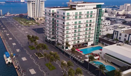 Emporio Veracruz Отели в г. Веракруз