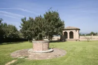 Residence Borgo San Lorenzo a Linari - Villas