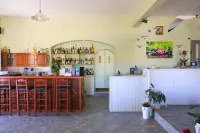Filoxenia by Grispos Villas Hotels in Skhoinoussa