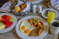 Hotel Lucerna Mexicali - breakfast