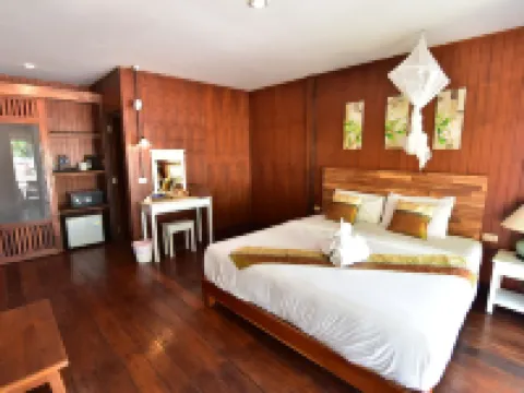 Thanya Beach Resort Hotels in Koh Ngai