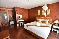 Thanya Beach Resort
