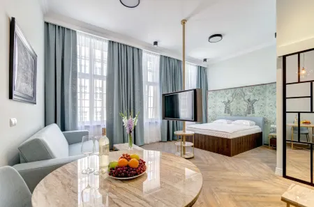 Apartamenty Sowa Gdańsk Отели рядом с достопримечательностью «Ratusz Głównego Miasta»