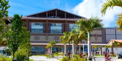 Crown Hotel Okinawa Annex Hôtels à proximité de : Gusuku Sites and Related Properties of the Kingdom of Ryukyu
