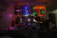 Albert Suites