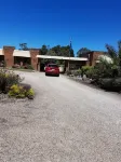 Toora Lodge Motel - parking